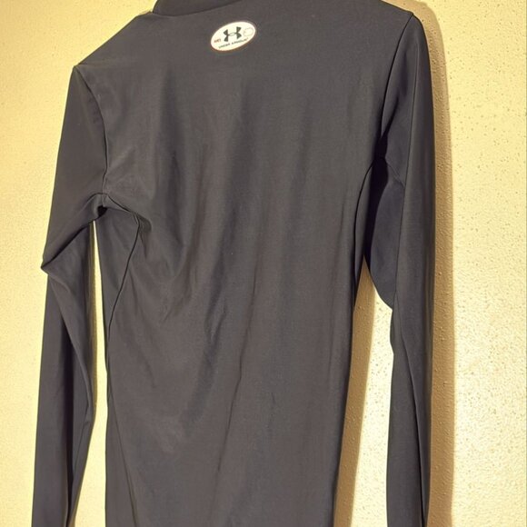 2 Under Armour Compression Shirts - Picture 3 of 7
